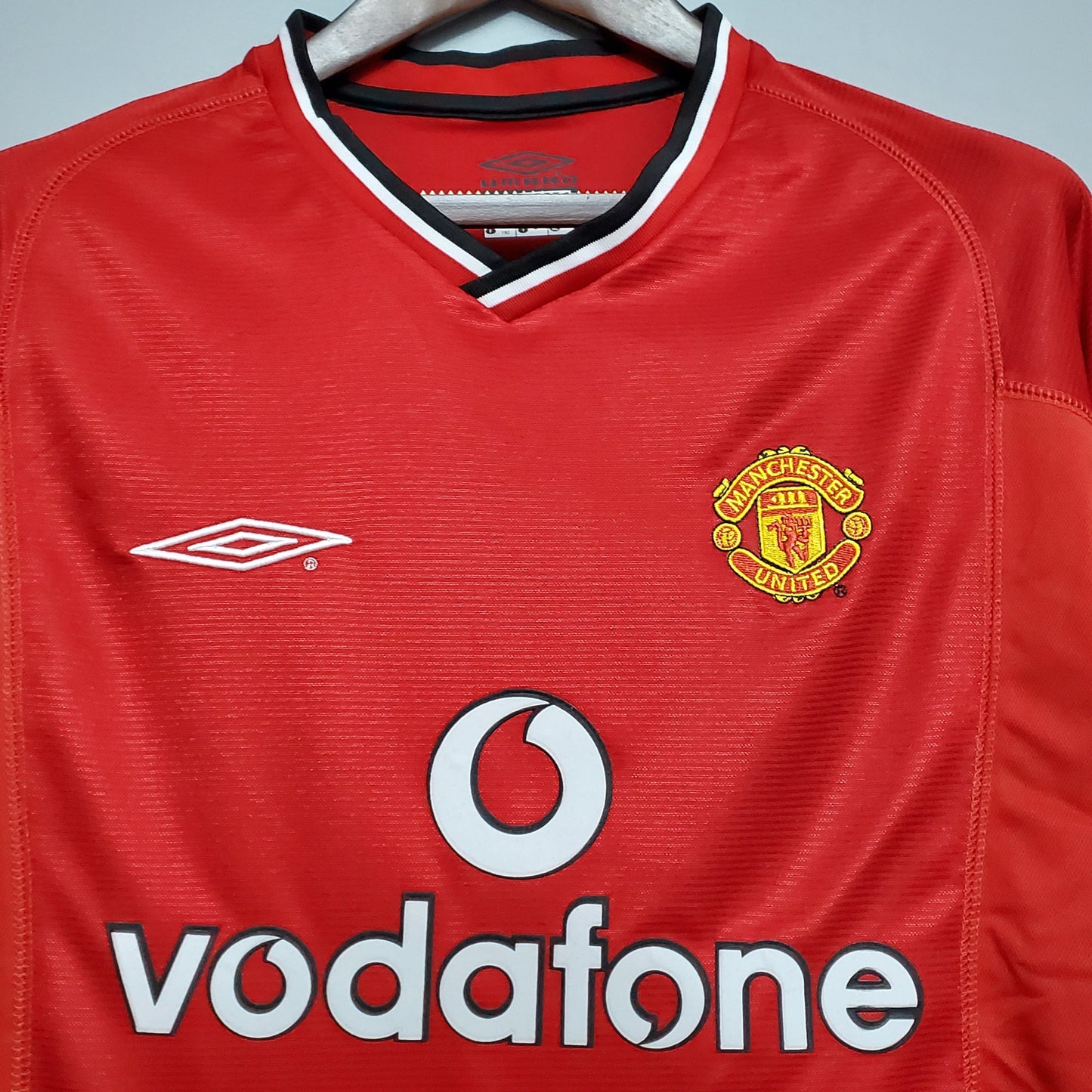 MANCHESTER UNITED 00/01 RETRO KIT