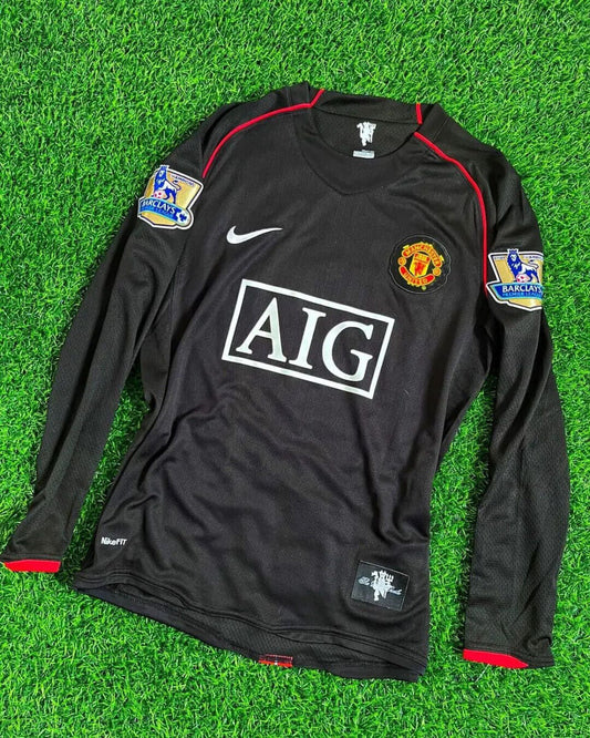 MANCHESTER UNITED RETRO LONG SLEEVE