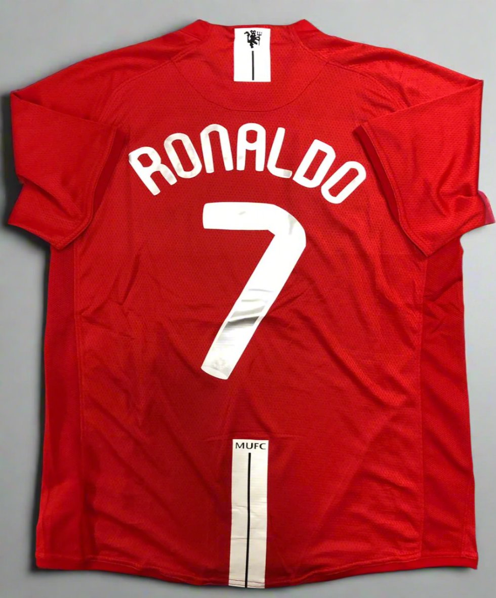 MANCHESTER UNITED RETRO