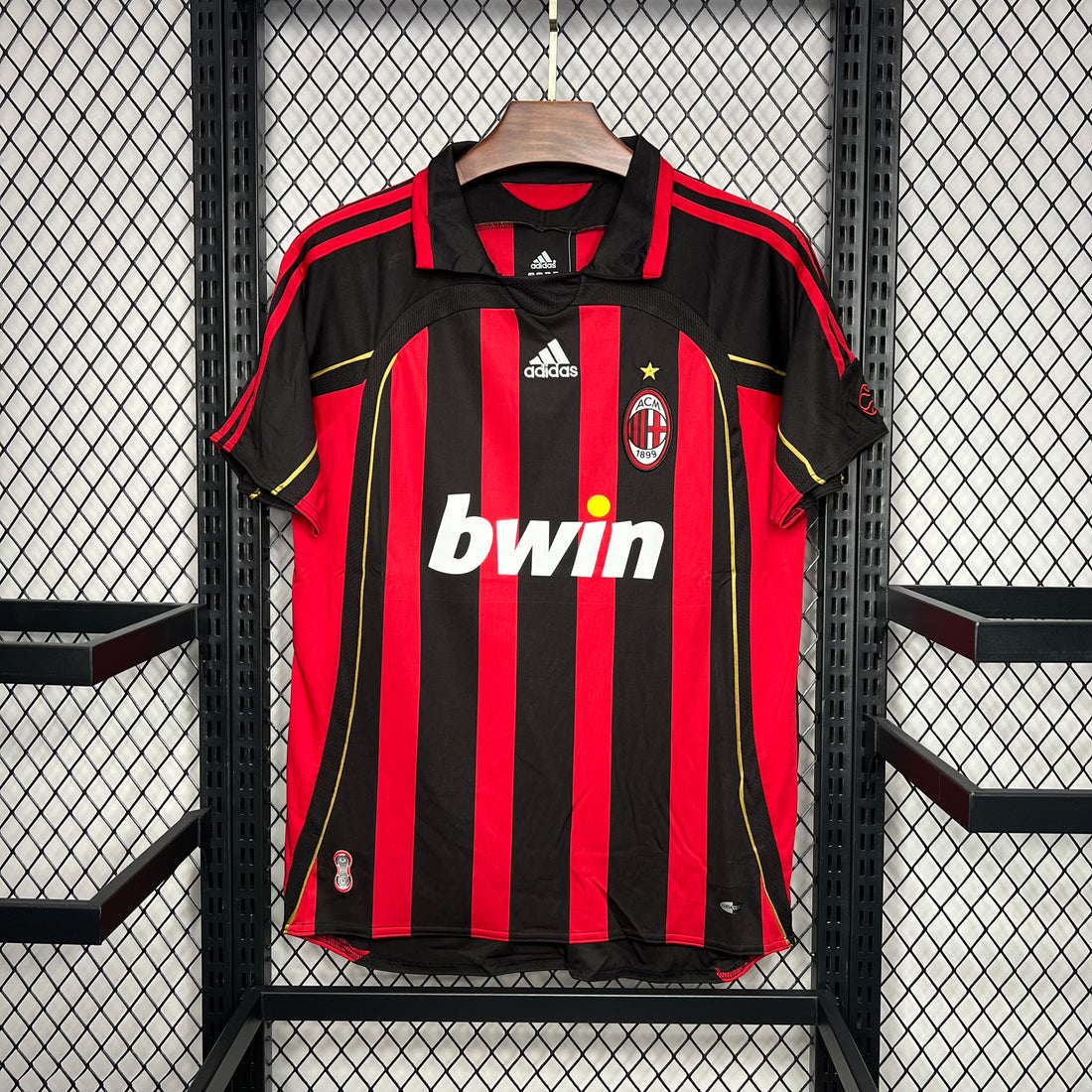 MILAN RETRO